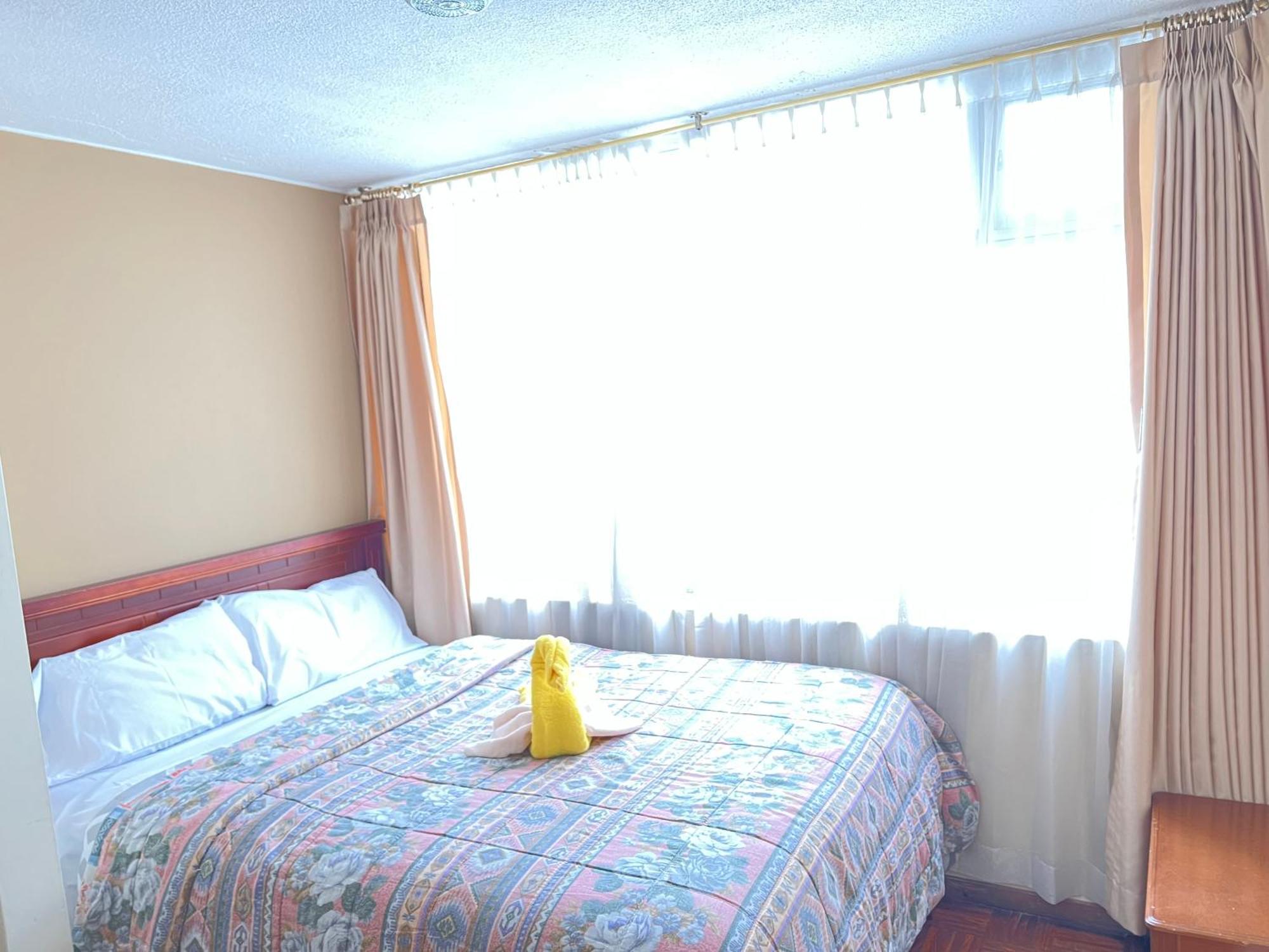 Sina Hogar Hotel 基多华人酒店 Ngoại thất bức ảnh