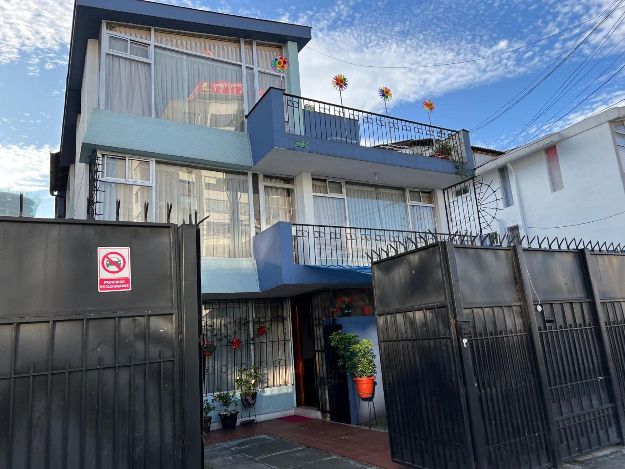 Sina Hogar Hotel 基多华人酒店 Ngoại thất bức ảnh