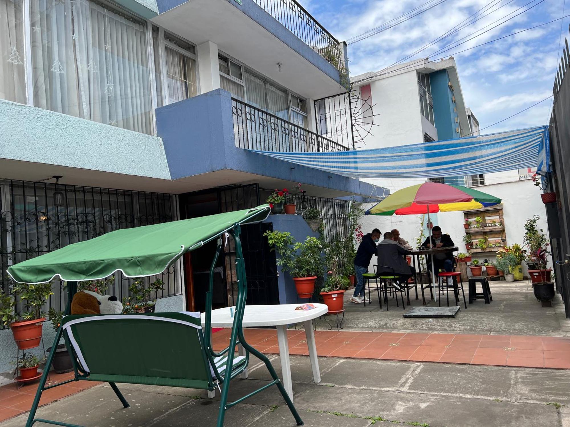 Sina Hogar Hotel 基多华人酒店 Ngoại thất bức ảnh